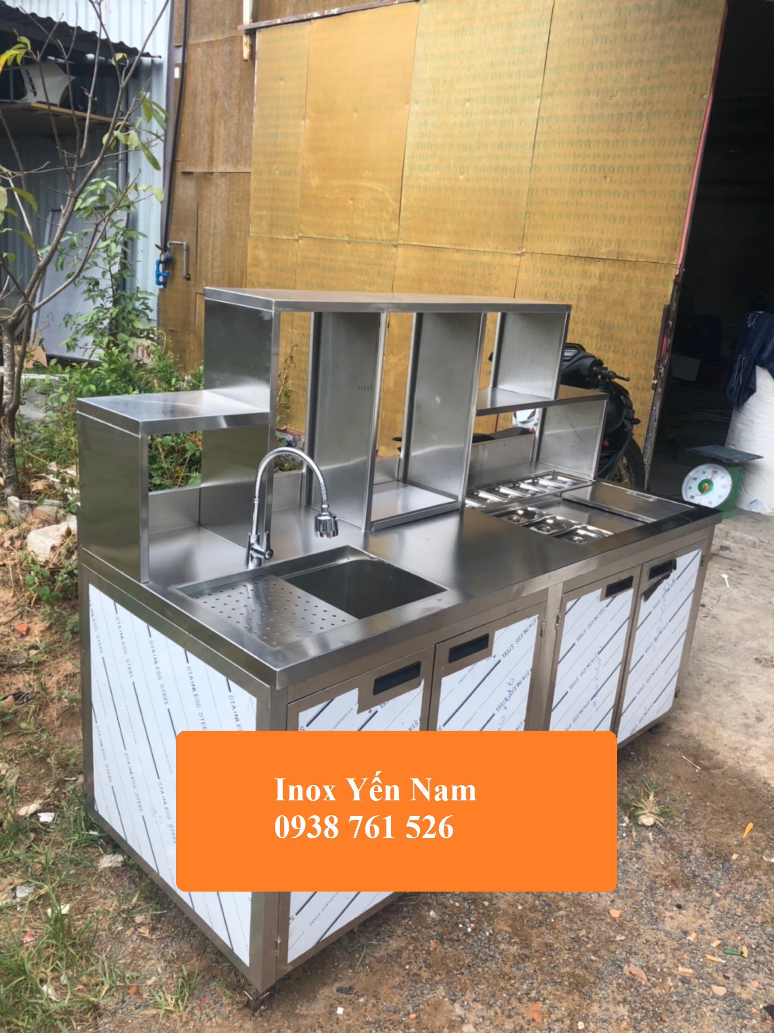 Lợi ích kinh doanh khi sử dụng quầy pha chế inox trà sữa chất lượng cao