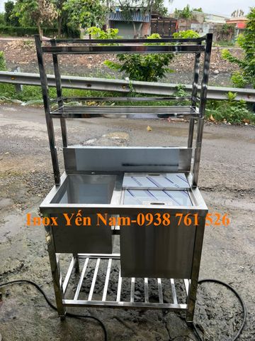 Lợi ích của việc sử dụng quầy pha chế inox trong ngành thức uống
