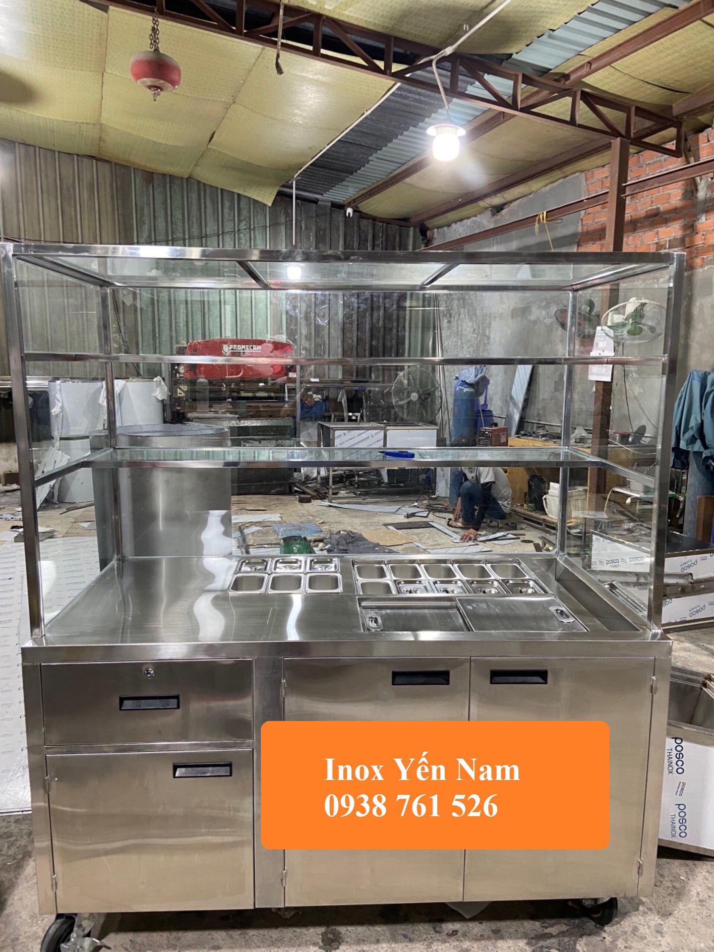 Những mẹo sử dụng quầy pha chế inox thẩm mỹ cho không gian quán