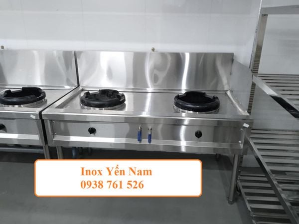 bếp á công nghiệp