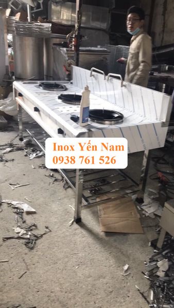 bếp á công nghiệp
