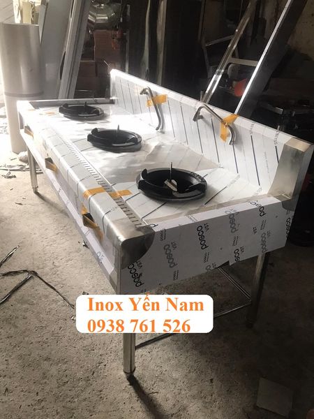 bếp á công nghiệp