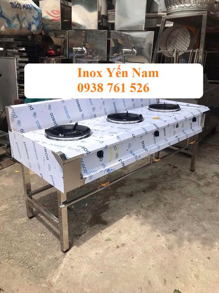 bếp á công nghiệp