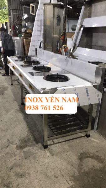 bếp á công nghiệp