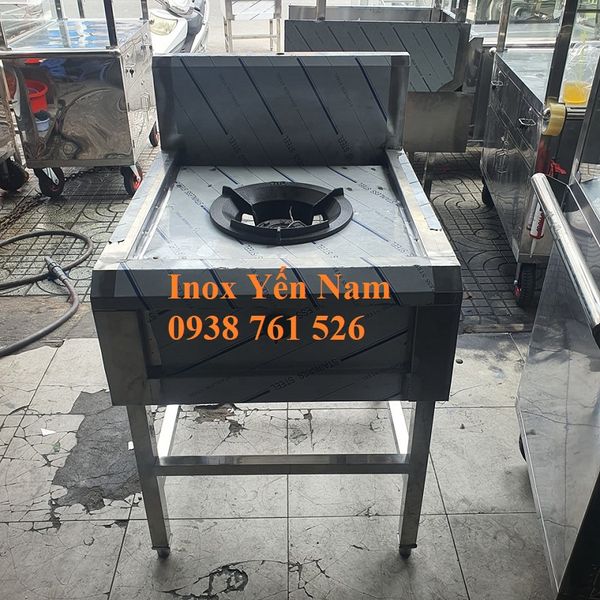 bếp á công nghiệp