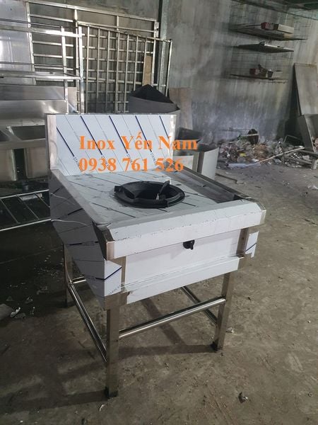 bếp á công nghiệp
