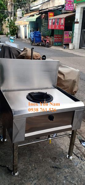 bếp á công nghiệp