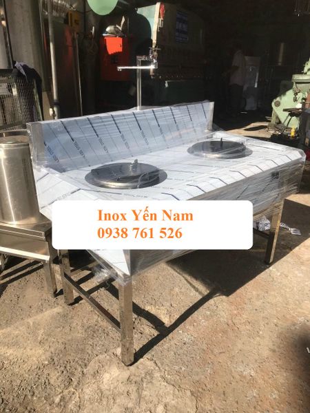 bếp á công nghiệp