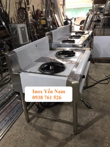 bếp á công nghiệp