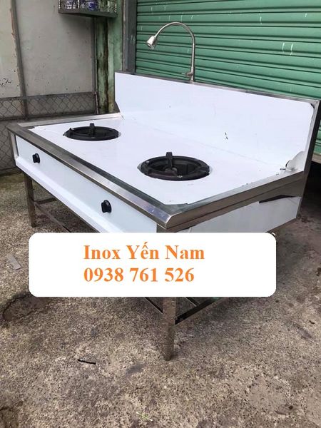 bếp á công nghiệp