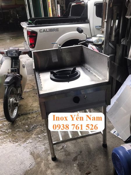 bếp á công nghiệp