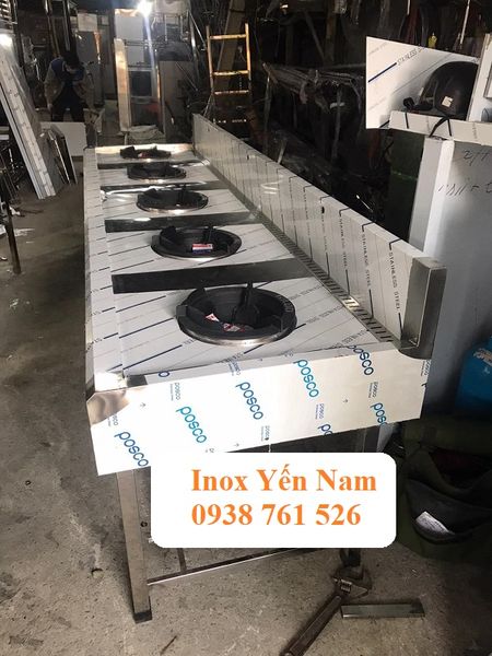 bếp á công nghiệp