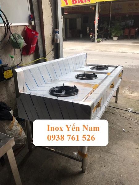 bếp á công nghiệp