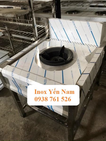 bếp á công nghiệp