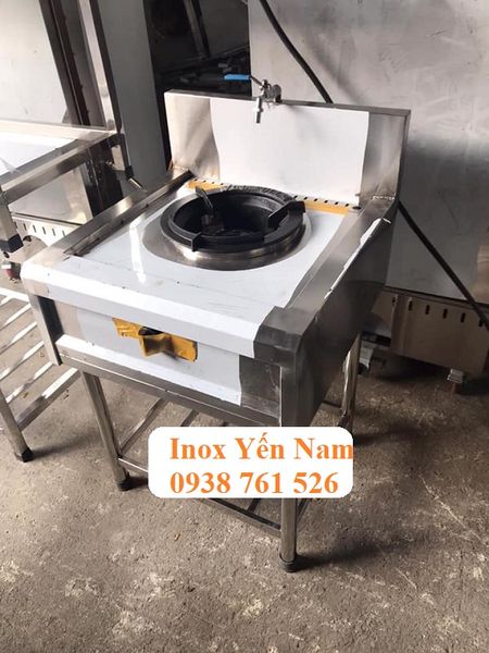 bếp á công nghiệp