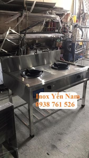 bếp á công nghiệp