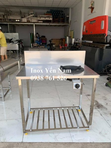 bếp công nghiệp