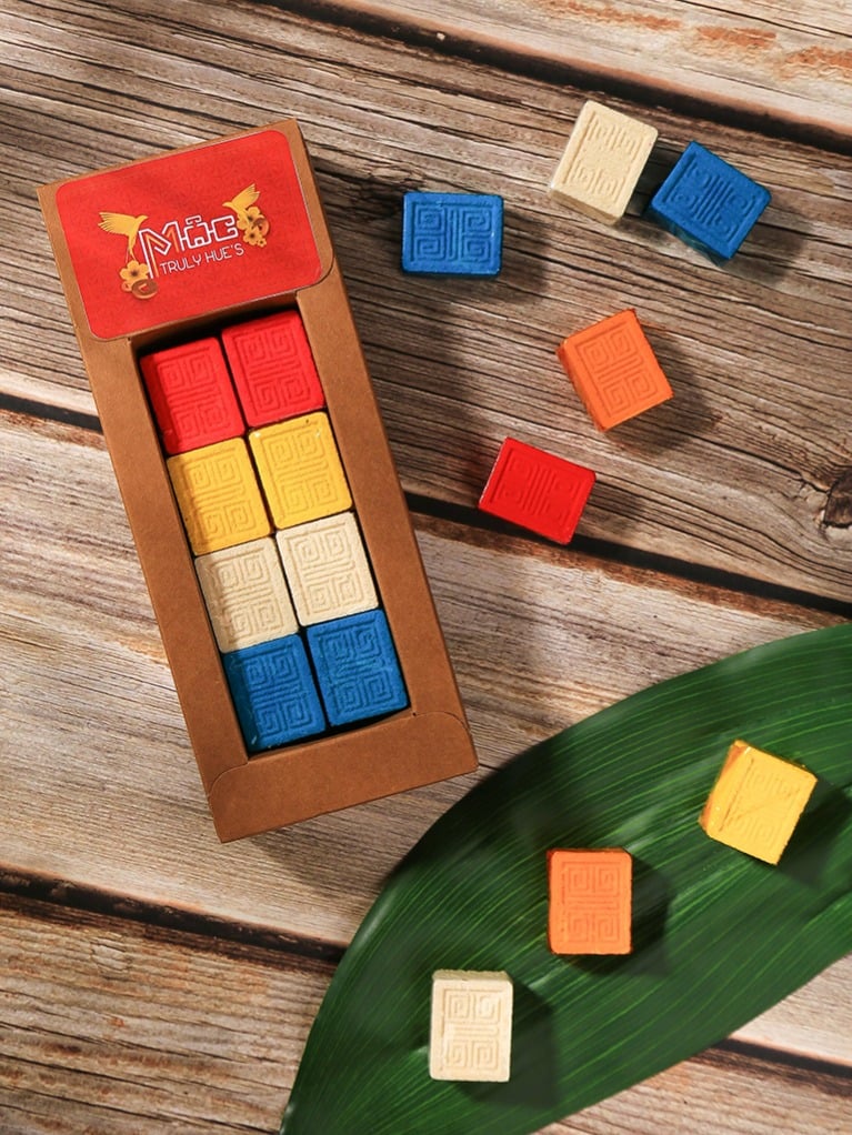 NGUỒN GỐC CỦA BÁNH IN NGŨ SẮC TIẾN VUA