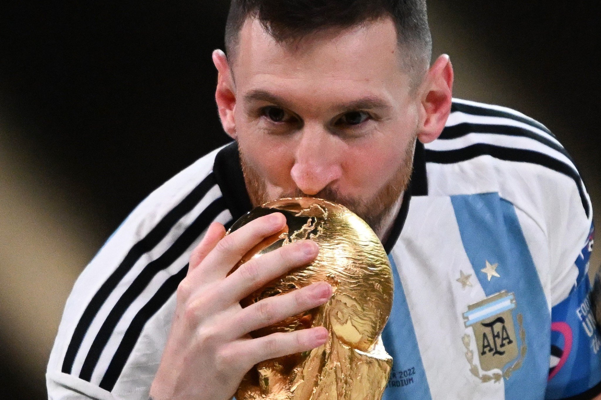 messi va cup vang world cup 2022