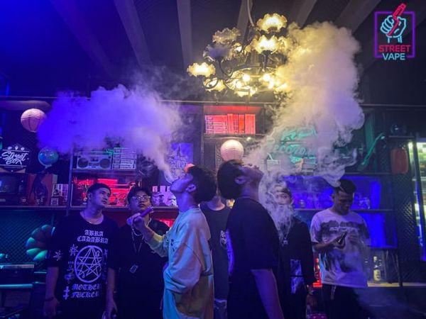 Offline Khói tại Street Vape Sài Gòn 29/11/2020