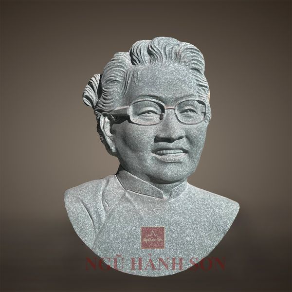 Tượng chân dung đá granite nguyên khối