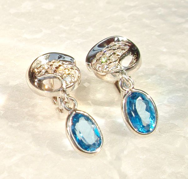 Bông tai Aquamarine