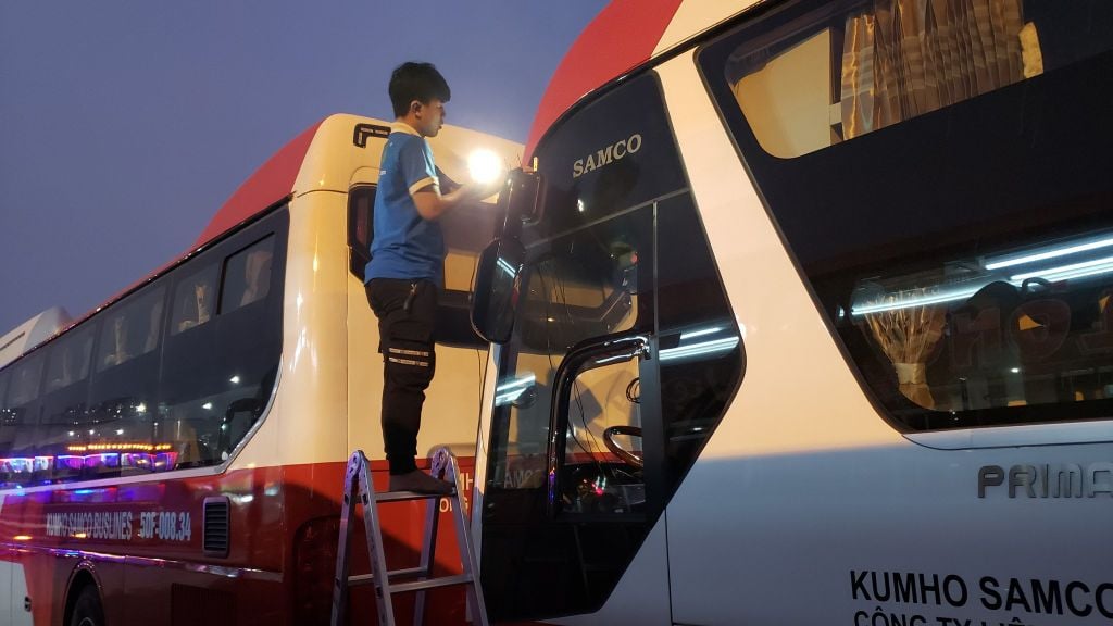 camera xe khách lắp 4 camera