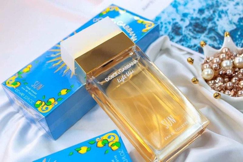 Thiết kế nước hoa Dolce & Gabbana Light Blue Sun EDT Femme