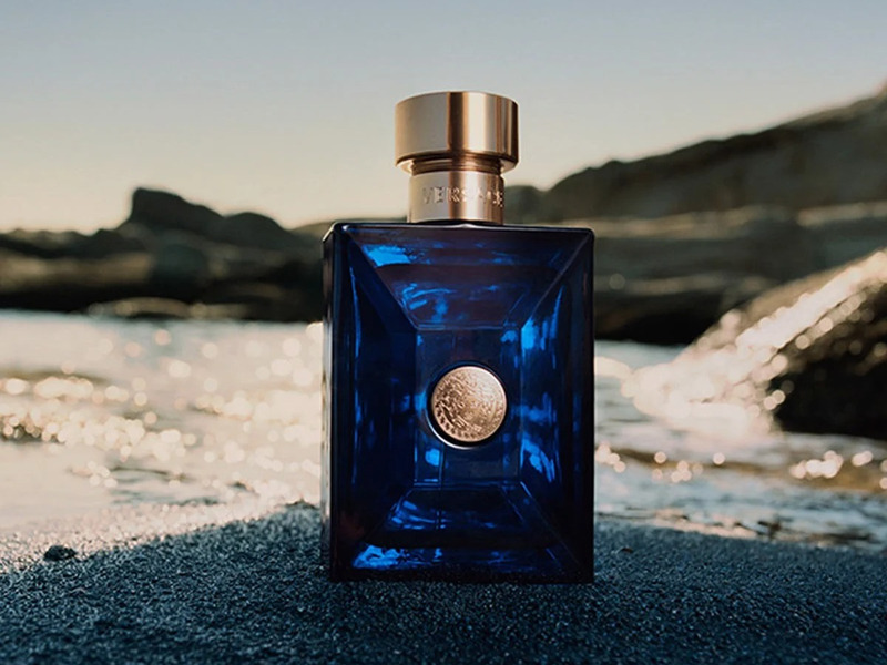 Thiết kế nước hoa Versace Dylan Blue EDT mini size