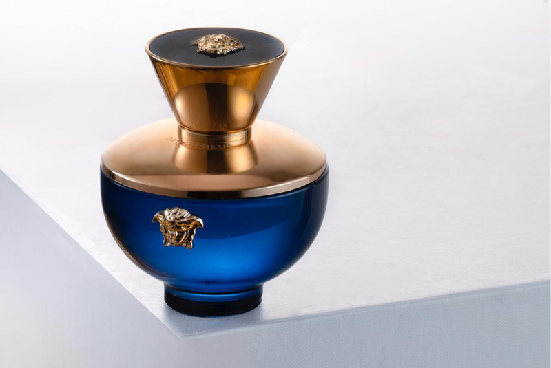 Thiết kế nước hoa Versace Dylan Blue Pour Femme EDP