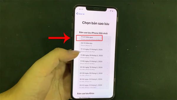 Chọn bản sao lưu gần nhất và chuyển dữ liệu