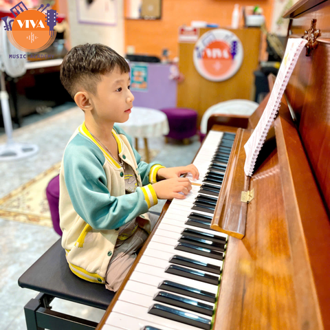 Khóa học đàn Piano quận Tân Phú TP HCM