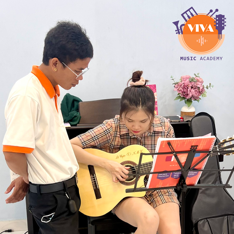 Lớp Guitar linh động giờ học dành cho người đi làm - Tân Phú TPHCM