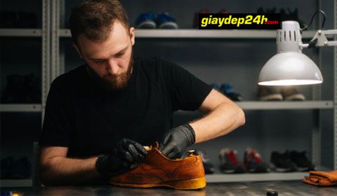 MẸO PHỤC HỒI GIÀY DA NAM HIỆU QUẢ