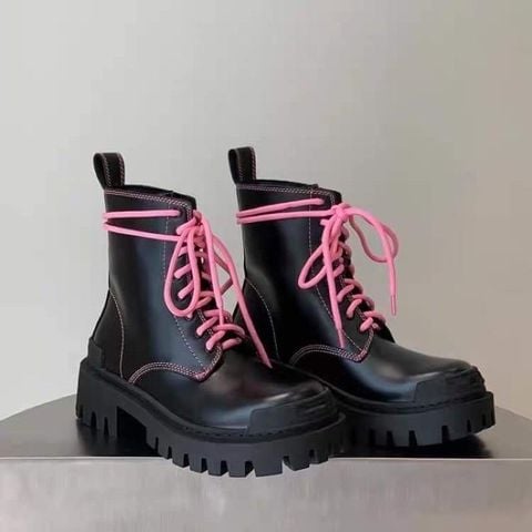 Điểm danh 5 mẫu giày dép đã lạc mốt - chị em cần say no