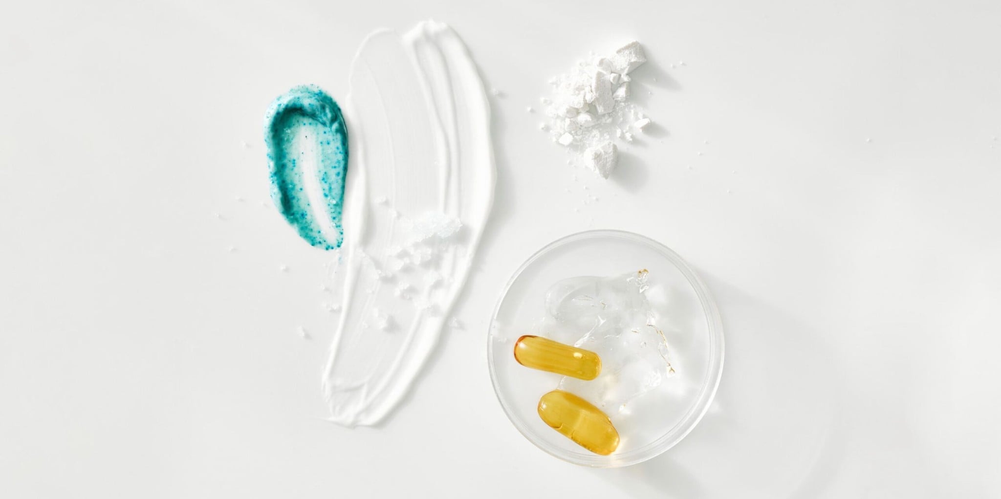 BẢO VỆ DA KHỎI ÁNH SÁNG XANH? CERAMIDE LÀ GÌ? 4 SẢN PHẨM DƯỠNG DA BẠN KHÔNG NGỜ MÌNH SẼ CẦN