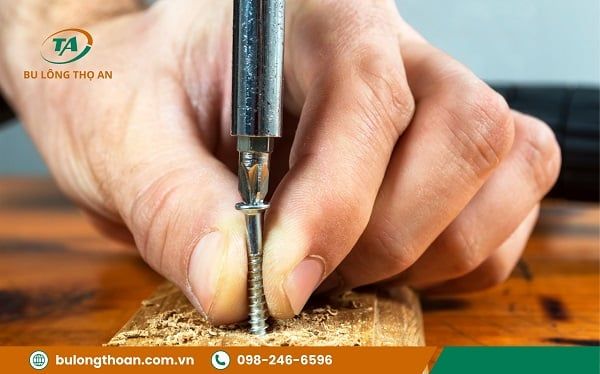 Hướng dẫn mở ốc lục giác chìm đúng cách