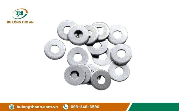 Long đen inox