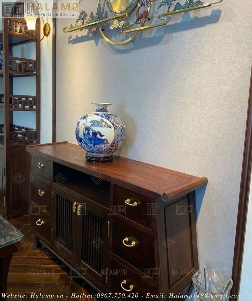 Bàn trang trí kết hợp tủ để đồ