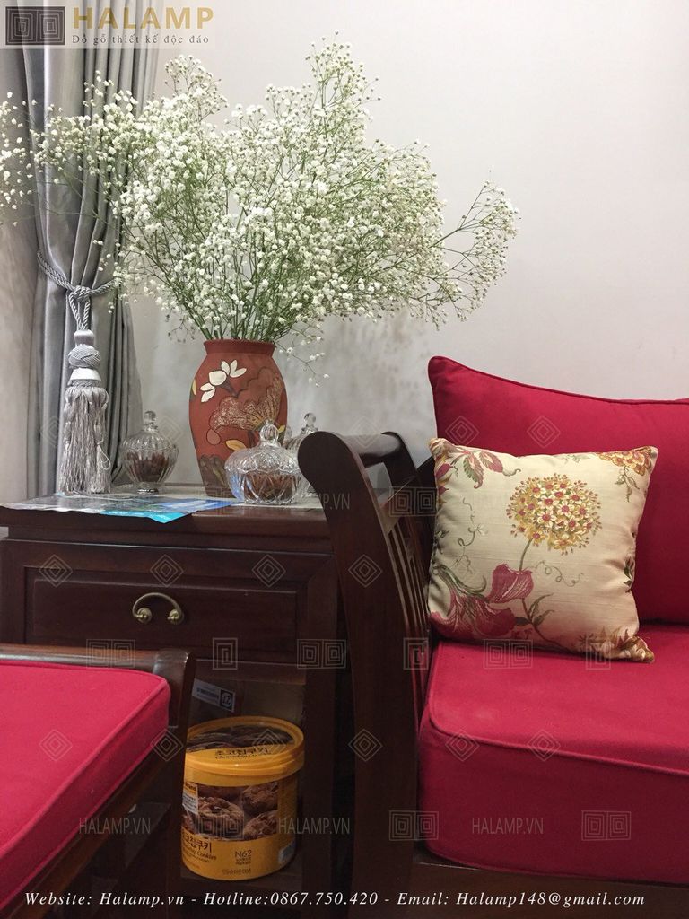 Cắm hoa phòng khách nội thất Việt