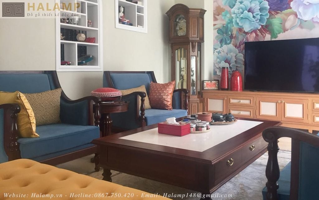 Bộ sofa bọc khung gỗ gụ cho biệt thự