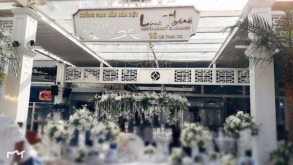 Không gian nội thất phong cách Việt tại Nhà hàng Lục Thủy