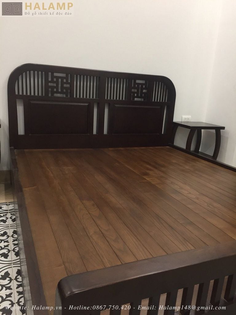 Hình ảnh giường ngủ thi công với gỗ Sồi tự nhiên