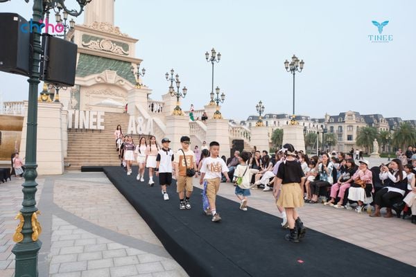 CHIHO TỎA SÁNG TẠI FASHION SHOW “BE A STAR” – KHI TRẺ EM LÀ NIỀM HY VỌNG