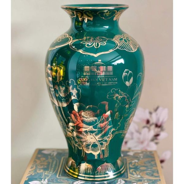 50 Mẫu Bình Gốm Sứ In Logo Quà Tặng Đẹp – Cao Cấp – Sang Trọng