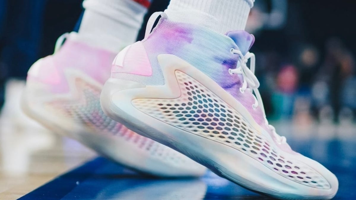 Adidas AE 2 được hé lộ - đôi giày được mong chờ nhất hiện nay