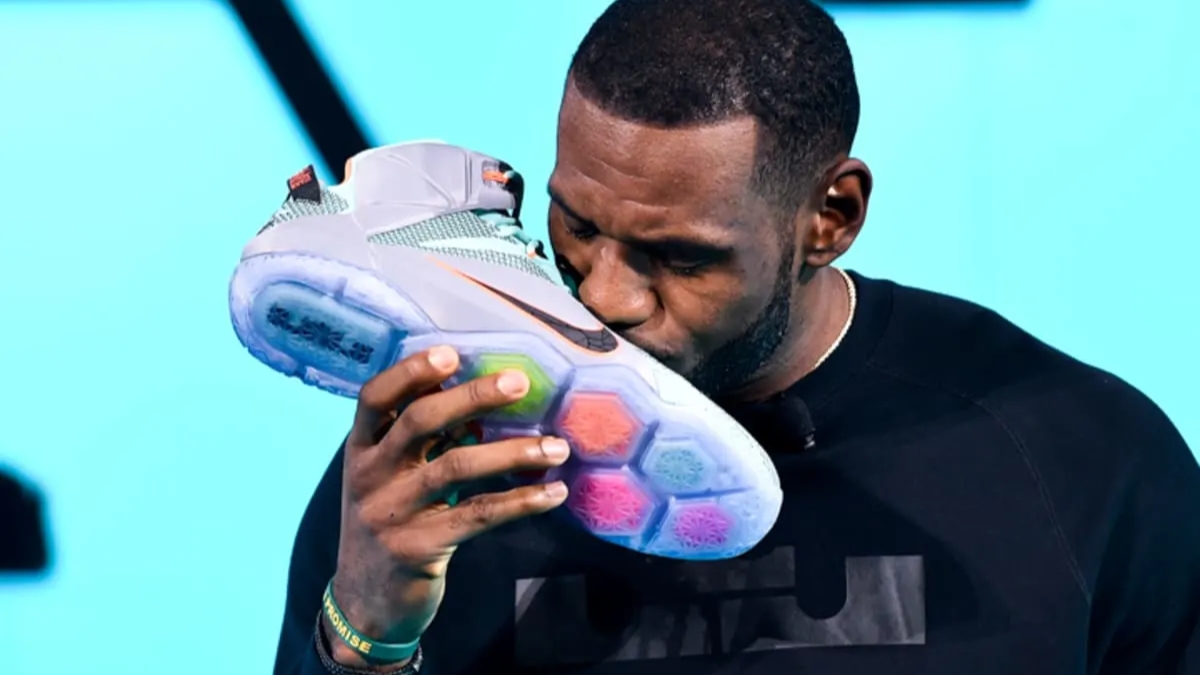 Top 7 đôi giày LeBron tốt nhất hiện nay