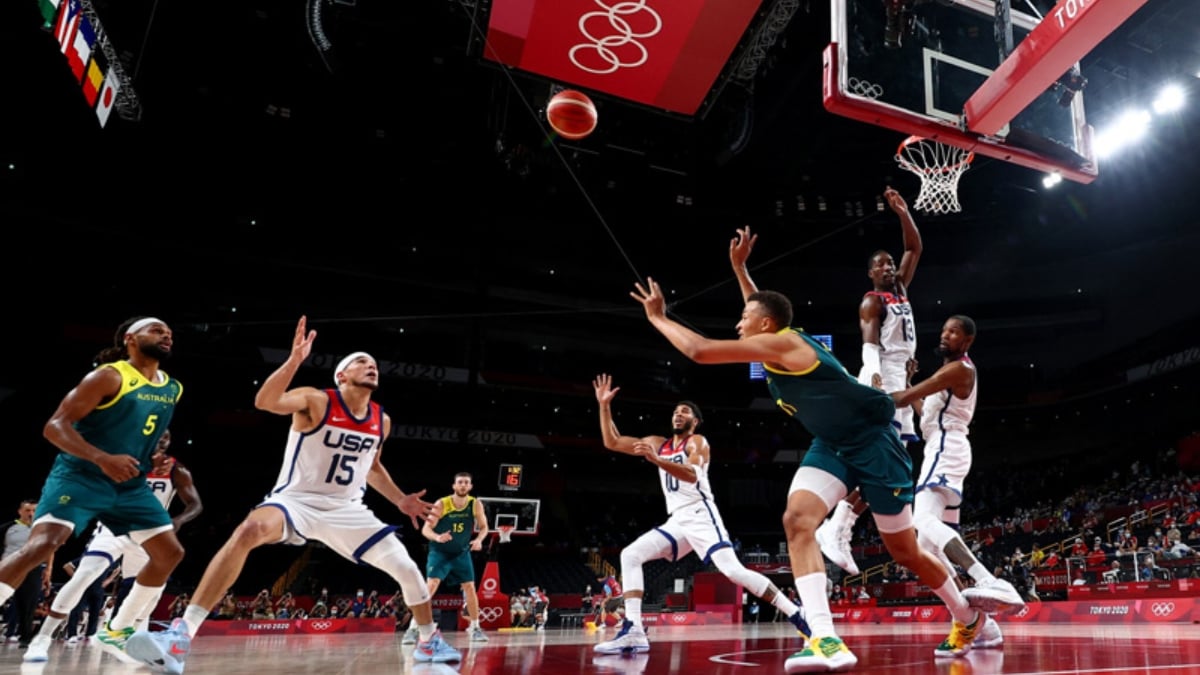 Kỹ thuật bắt bóng trong bóng rổ – Hướng dẫn chi tiết cho người mới