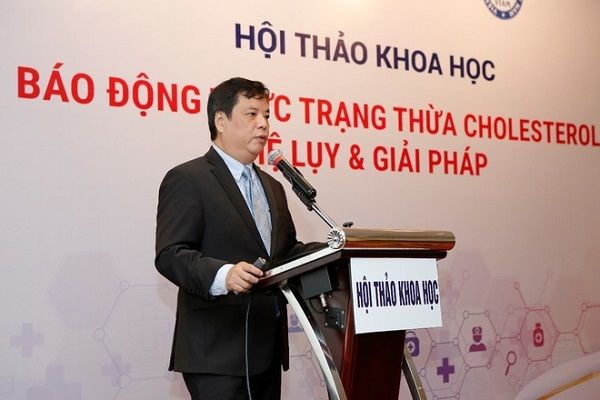 TS. BS Trương Hồng Sơn: 10 lý do vì sao bạn nên ăn rau thơm hằng ngày