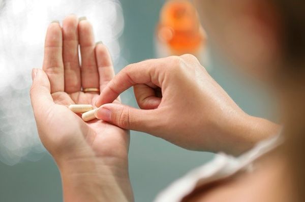 Bạn có thể uống vitamin A khi cho con bú không?
